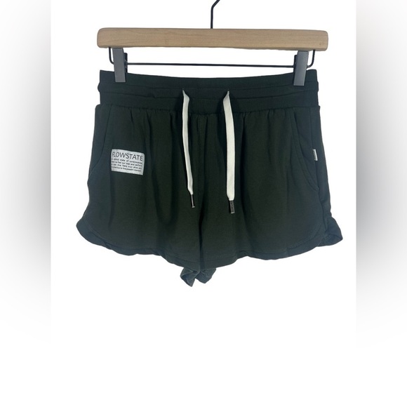 Chelsea Kauai x Feat Flowstate Shorts - Picture 3 of 8